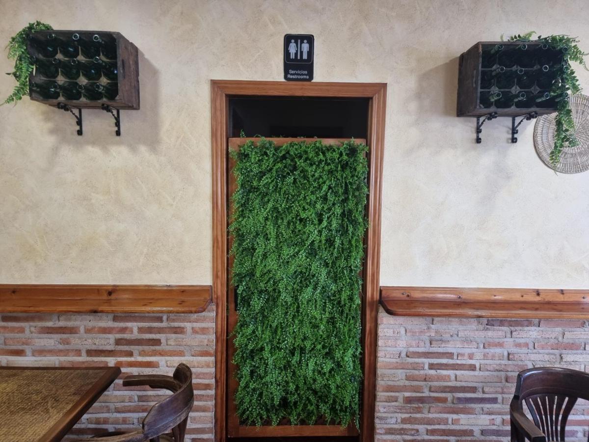 Hostal Casa Fran La Pueblanueva Екстер'єр фото