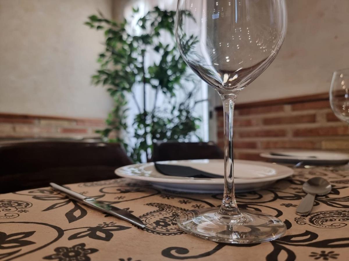 Hostal Casa Fran La Pueblanueva Екстер'єр фото